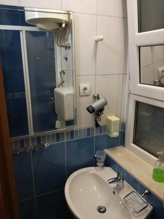 Apartments Kurtic Makarska Ngoại thất bức ảnh