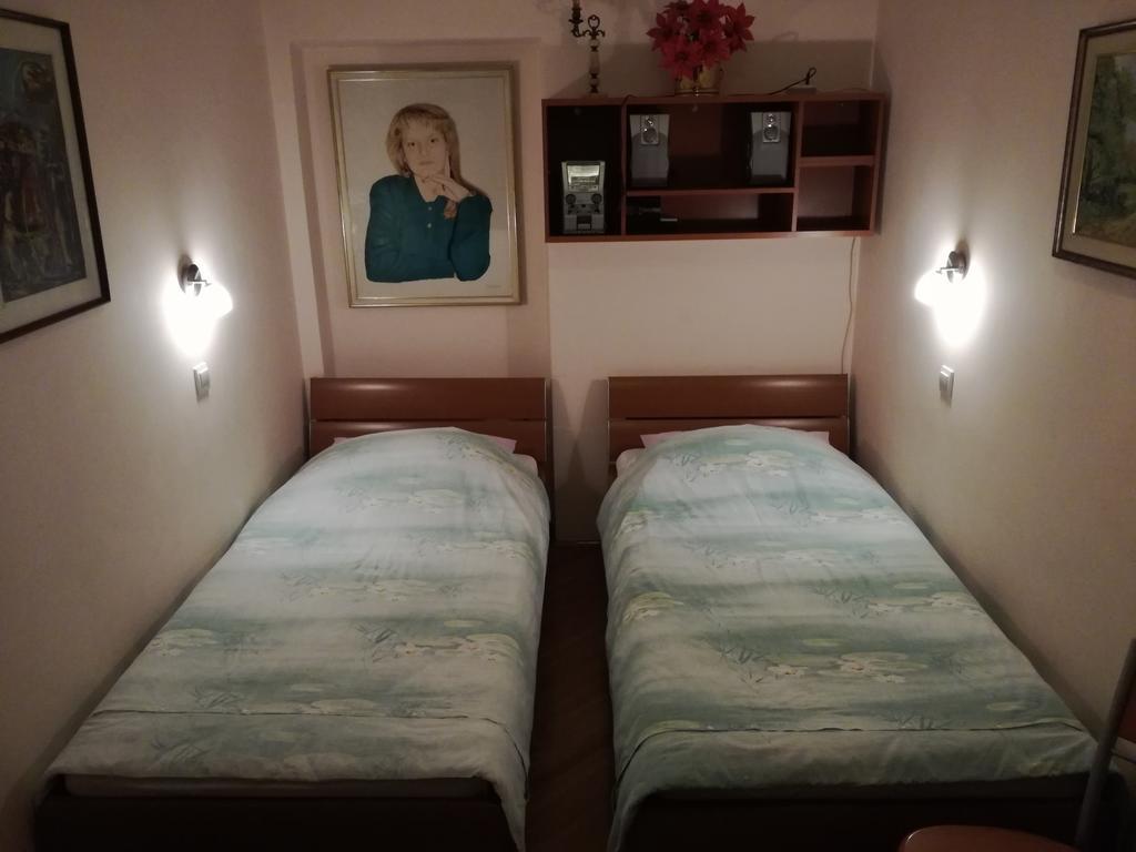 Apartments Kurtic Makarska Ngoại thất bức ảnh