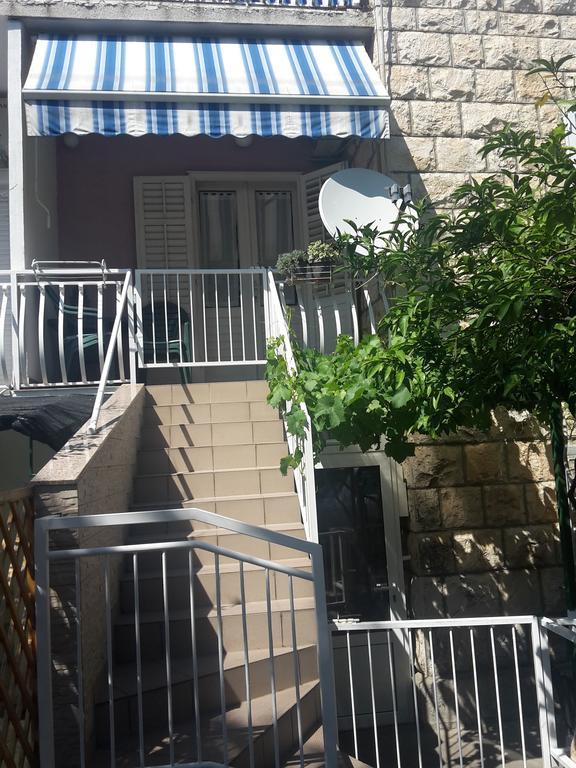 Apartments Kurtic Makarska Phòng bức ảnh