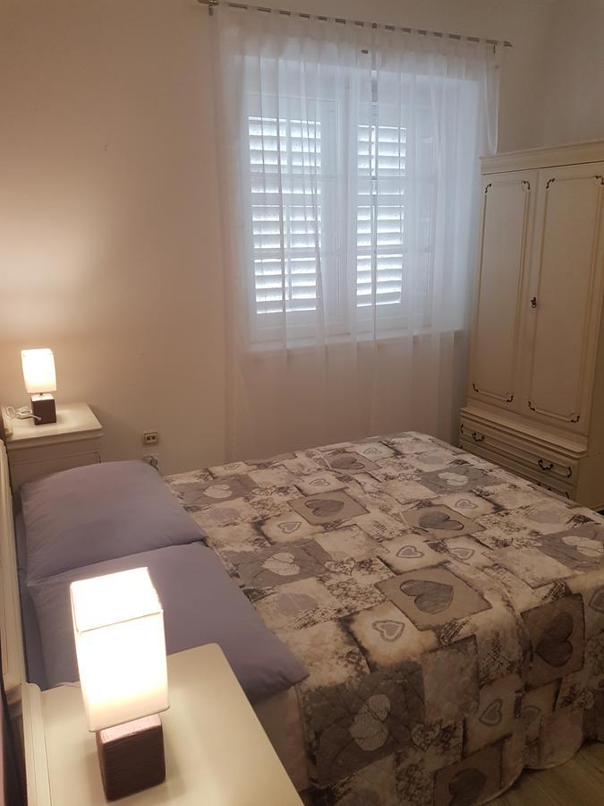 Apartments Kurtic Makarska Ngoại thất bức ảnh